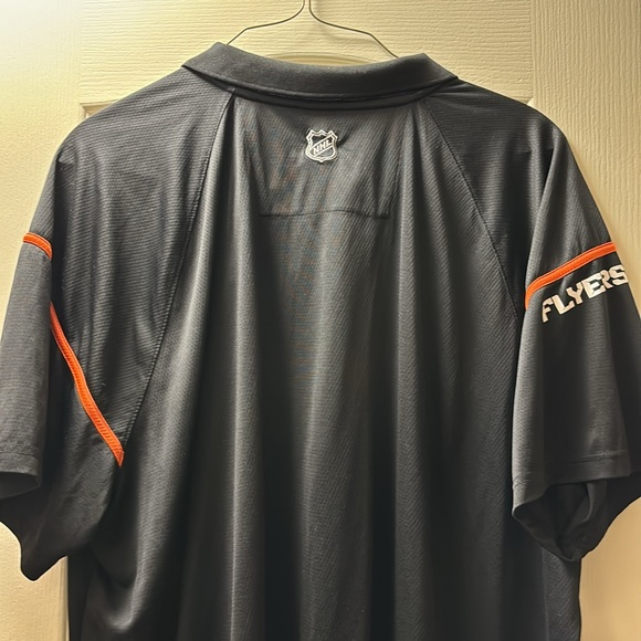 Reebok Center Ice Collection Men’s short sleeve Philadelphia Flyers Polo - Picture 4 of 4